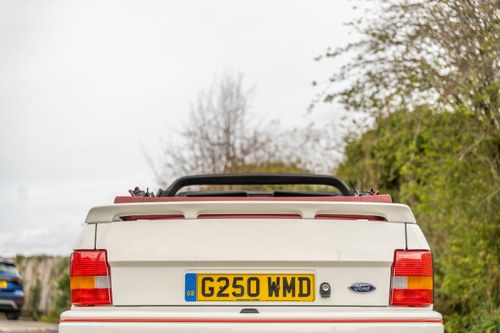 1989 Ford Escort 1.6 Cabriolet till salu (bild 98 av 149)