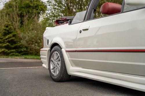 1989 Ford Escort 1.6 Cabriolet till salu (bild 103 av 149)