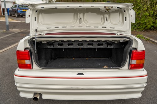 1989 Ford Escort 1.6 Cabriolet till salu (bild 67 av 149)
