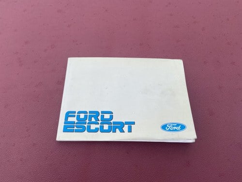 1989 Ford Escort 1.6 Cabriolet till salu (bild 140 av 149)