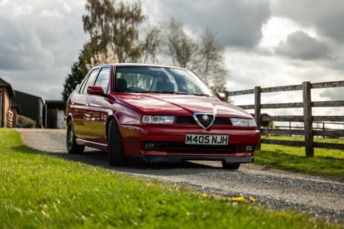 1994 Alfa Romeo 155 TS 1.8 Silverstone à venda (imagem 1 de 260)