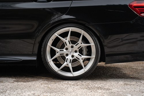 2013 Mercedes-Benz E63S AMG Brabus B63S-730 W212 For Sale (picture 13 of 187)