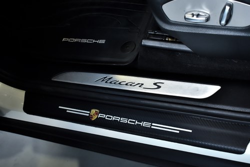 2015 Porsche Macan S 3,0L Twin Turbo V6 En venta (imagen 34 de 98)