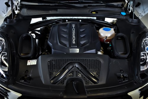 2015 Porsche Macan S 3,0L Twin Turbo V6 En venta (imagen 96 de 98)