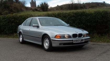 BMW 5 Series 523i