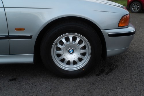 1998 BMW 523i E39 à venda (imagem 7 de 62)