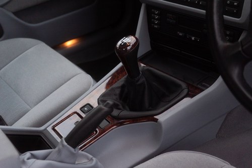 1998 BMW 523i E39 à venda (imagem 10 de 62)