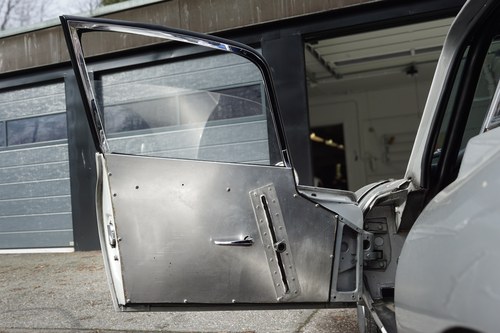 1965 Jaguar E-Types Series 1 FIA-Approved Street Legal Race Car For Sale (picture 40 of 57)