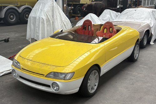 1989 Hot Dog Concept by MGA Developments In vendita all'asta