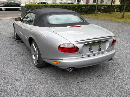2002 Jaguar XKR Convertible X100 In vendita (immagine 5 di 41)