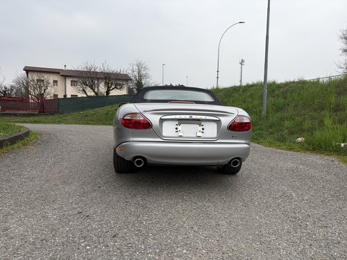 2002 Jaguar XKR Convertible X100 In vendita (immagine 4 di 41)