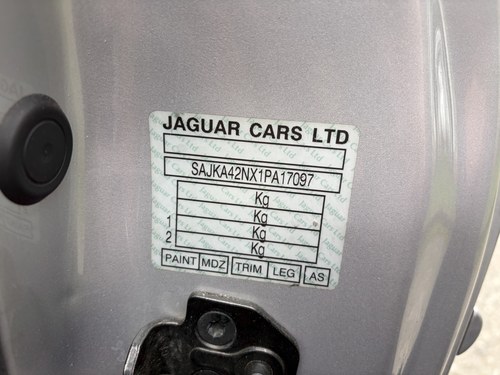 2002 Jaguar XKR Convertible X100 In vendita (immagine 19 di 41)