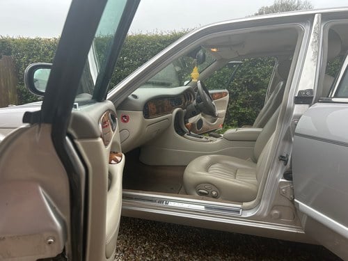 2002 Jaguar XJ8 SE X308 zum Verkauf (Bild 36 von 124)