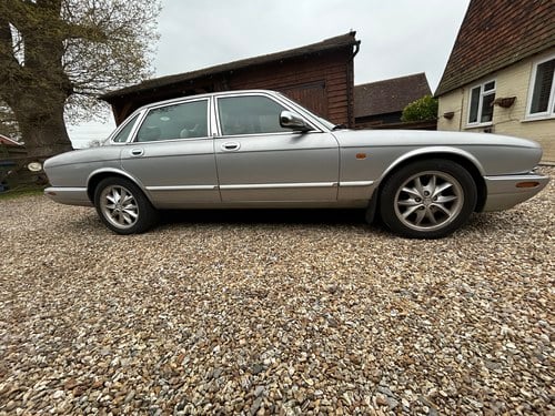 2002 Jaguar XJ8 SE X308 zum Verkauf (Bild 9 von 124)