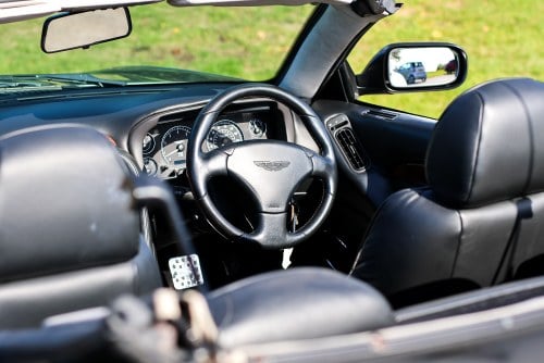 2004 Aston Martin DB7 V12 Vantage Volante till salu (bild 2 av 125)