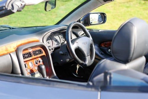 2004 Aston Martin DB7 V12 Vantage Volante till salu (bild 26 av 125)