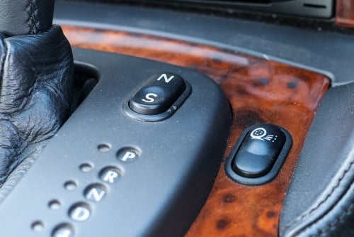 2004 Aston Martin DB7 V12 Vantage Volante till salu (bild 51 av 125)