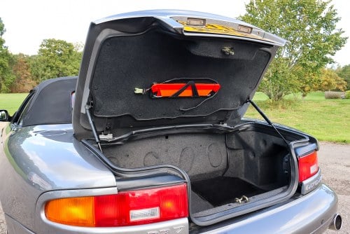 2004 Aston Martin DB7 V12 Vantage Volante till salu (bild 62 av 125)