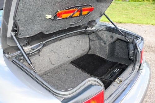 2004 Aston Martin DB7 V12 Vantage Volante till salu (bild 63 av 125)