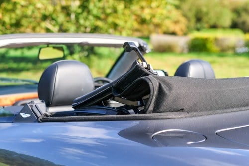 2004 Aston Martin DB7 V12 Vantage Volante till salu (bild 68 av 125)