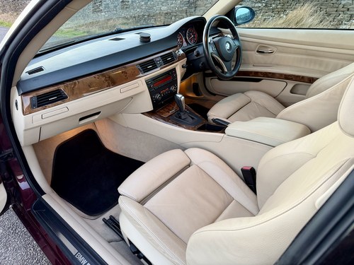 2008 BMW 325i SE E92 Te koop (foto 21 van 49)