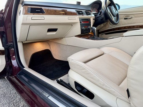 2008 BMW 325i SE E92 Te koop (foto 23 van 49)