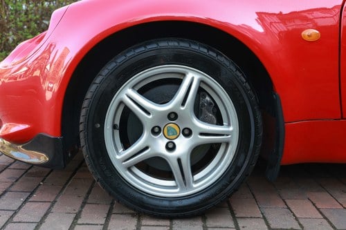 1998 Lotus Elise 1.8 Roadster For Sale (picture 14 of 84)