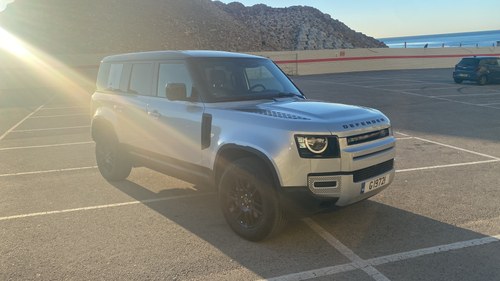 2021 Land Rover Defender 110 D300 zum Verkauf (Bild 1 von 134)