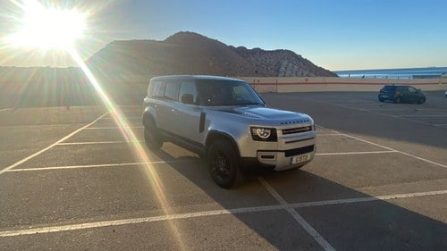 2021 Land Rover Defender 110 D300 zum Verkauf (Bild 2 von 134)