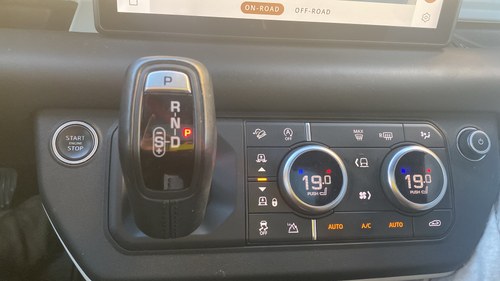 2021 Land Rover Defender 110 D300 zum Verkauf (Bild 17 von 134)