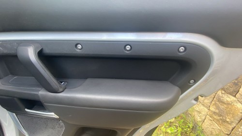 2021 Land Rover Defender 110 D300 zum Verkauf (Bild 46 von 134)