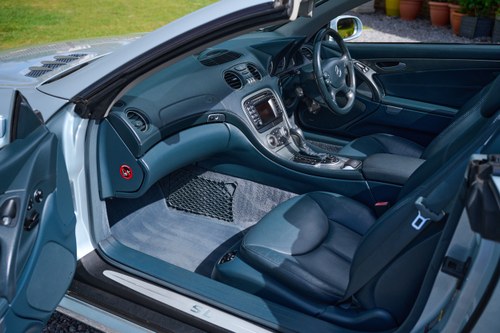 2002 Mercedes-Benz SL500 R230 En venta (imagen 31 de 183)