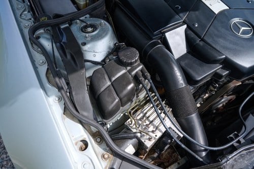 2002 Mercedes-Benz SL500 R230 En venta (imagen 121 de 183)