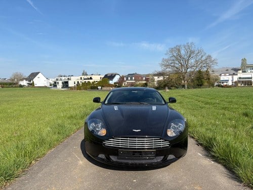 2010 Aston Martin DB9 à venda (imagem 2 de 43)