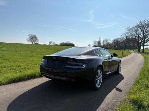 2010 Aston Martin DB9 à venda (imagem 6 de 43)