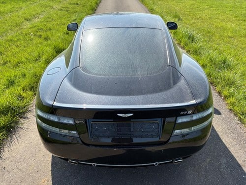 2010 Aston Martin DB9 à venda (imagem 9 de 43)