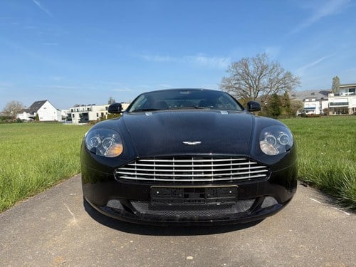 2010 Aston Martin DB9 à venda (imagem 12 de 43)