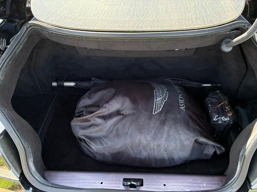 2010 Aston Martin DB9 à venda (imagem 34 de 43)