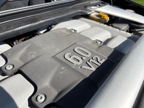 2010 Aston Martin DB9 à venda (imagem 42 de 43)