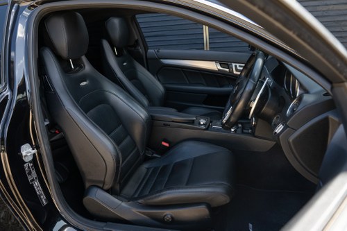 2013 Mercedes-Benz C63 AMG W204 For Sale (picture 4 of 174)