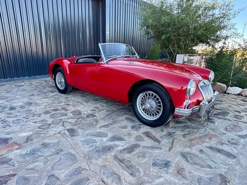 1957 MG MGA 1500 Roadster Te koop (foto 1 van 103)
