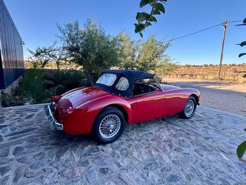 1957 MG MGA 1500 Roadster Te koop (foto 16 van 103)