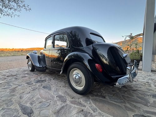 1957 Citroën L15 Traction Avant zum Verkauf (Bild 34 von 148)