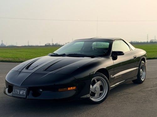 1993 Pontiac Firebird Trans-Am till salu (bild 5 av 59)