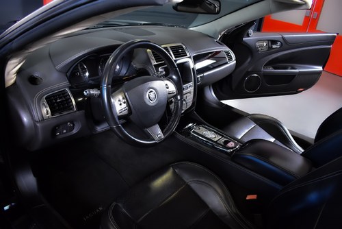 2011 Jaguar XKR Convertible 5L V8 X150 For Sale (picture 37 of 98)