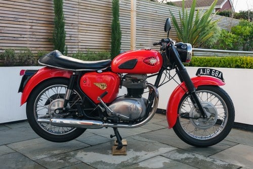 1963 BSA A50 For Sale (picture 7 of 105)