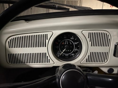 1972 Volkswagen Beetle (11D1) Standard Six-Volt For Sale (picture 15 of 31)