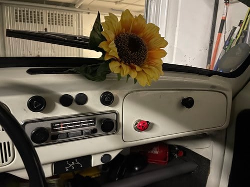 1972 Volkswagen Beetle (11D1) Standard Six-Volt For Sale (picture 16 of 31)