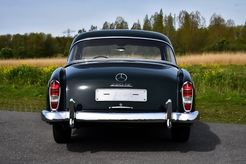 1960 Mercedes-Benz 220SE "Ponton" Sunroof Coupe 2,2L till salu (bild 19 av 161)