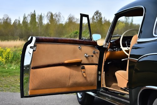 1960 Mercedes-Benz 220SE "Ponton" Sunroof Coupe 2,2L till salu (bild 35 av 161)